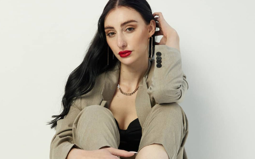 AFDA Alumna Berenice Barbier Stars in New Comedy-Drama Stacey’s Bay