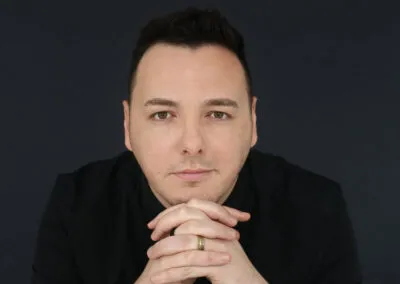AFDA Alumnus Etienne Fourie Takes Readers Beyond the Ordinary with New Novel InterVille